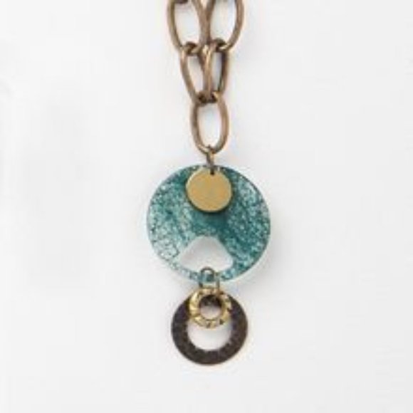 Cultured Necklace Emerald Cocoon Color by Amber - Picture 1 of 2